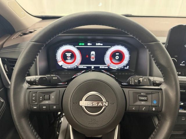 Used 2023 Nissan Rogue Platinum AWD/4WD image 5