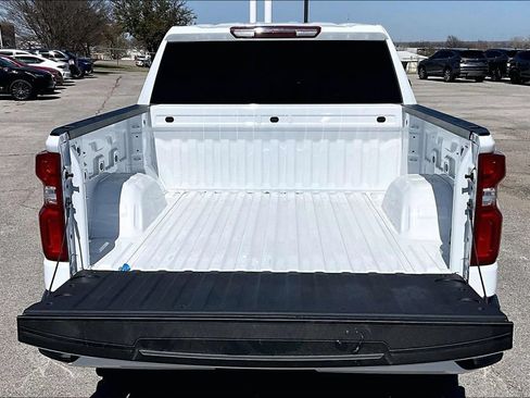 Used 2025 Chevrolet Silverado 1500 RST AWD/4WD image 38