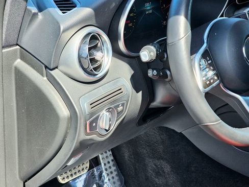 Used 2022 Mercedes-Benz GLC 300 4MATIC image 16