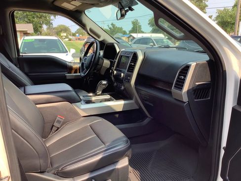 Used 2018 Ford F150 Lariat w/ Equipment Group 501A Mid AWD/4WD image 12