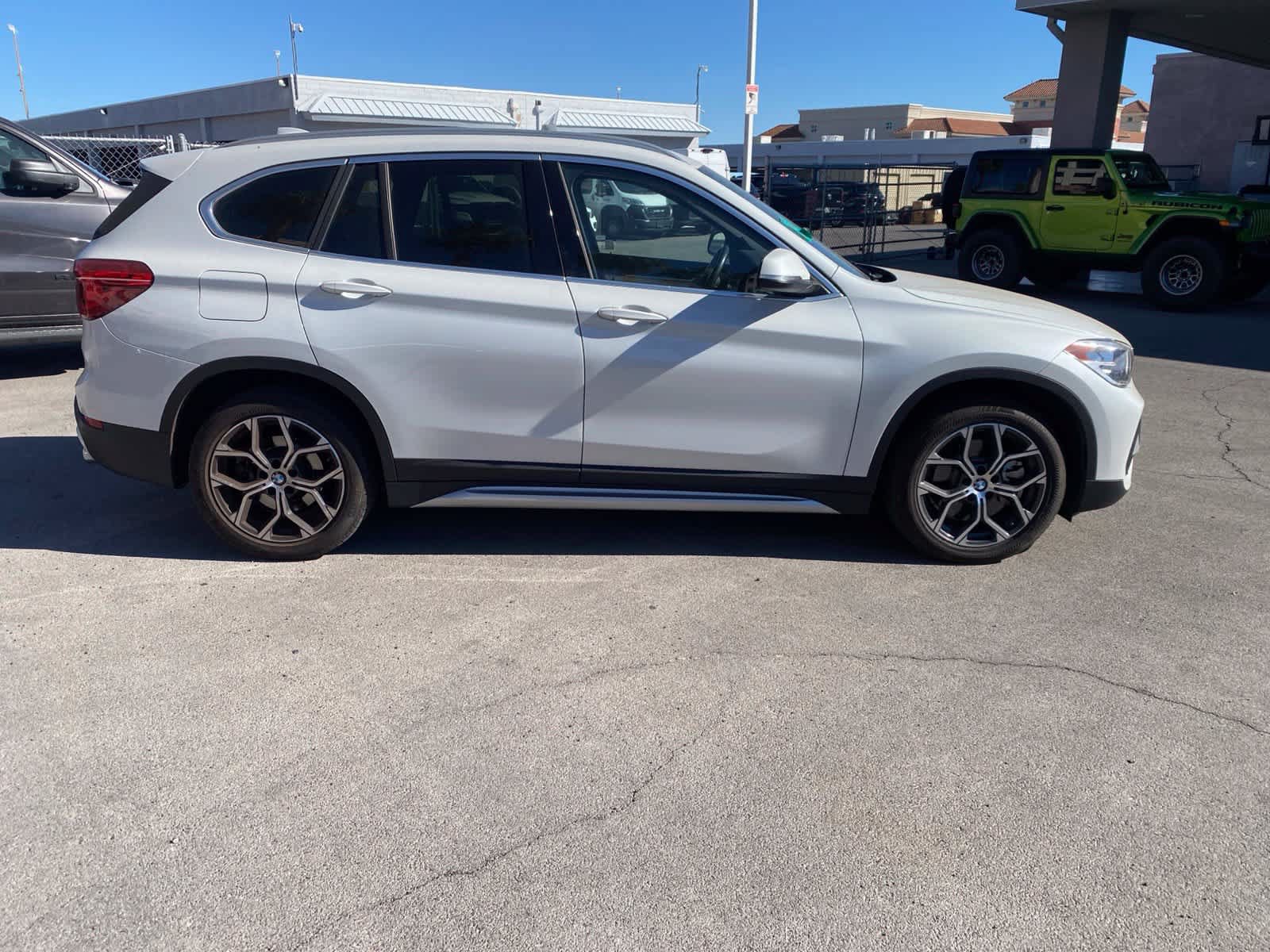 Used 2022 BMW X1 xDrive28i w/ Convenience Package AWD/4WD image 4