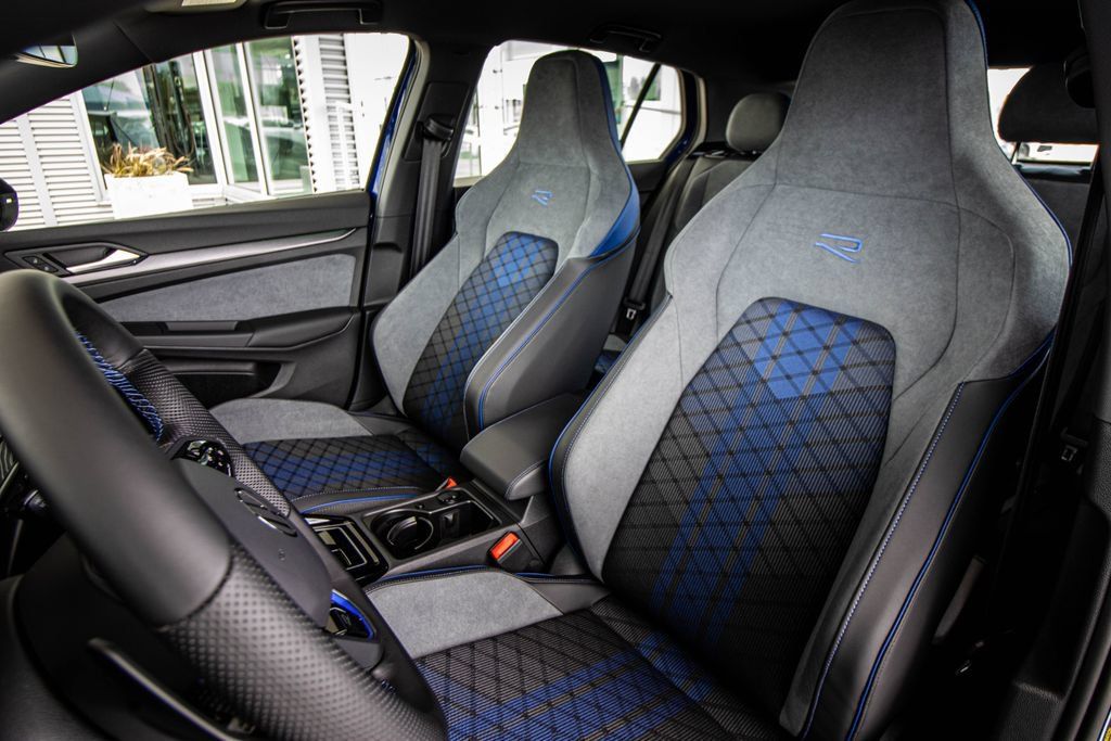 New 2026 Volkswagen Golf w/ Euro Style Package AWD/4WD image 26