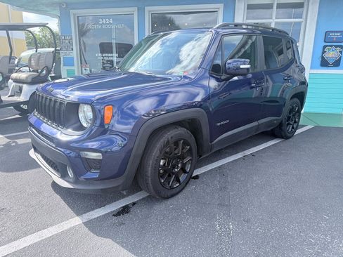 Used 2020 Jeep Renegade Altitude image 2