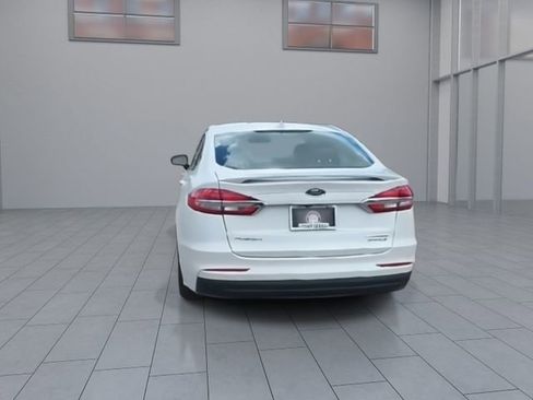 Used 2019 Ford Fusion Titanium FWD image 7