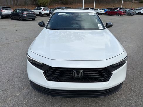 Used 2025 Honda Accord Sport image 14