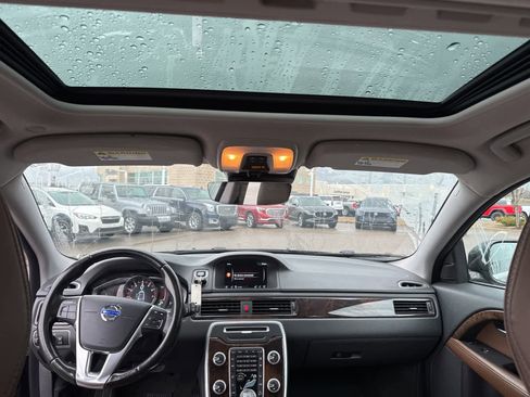 Used 2016 Volvo XC70 T5 Premier image 18