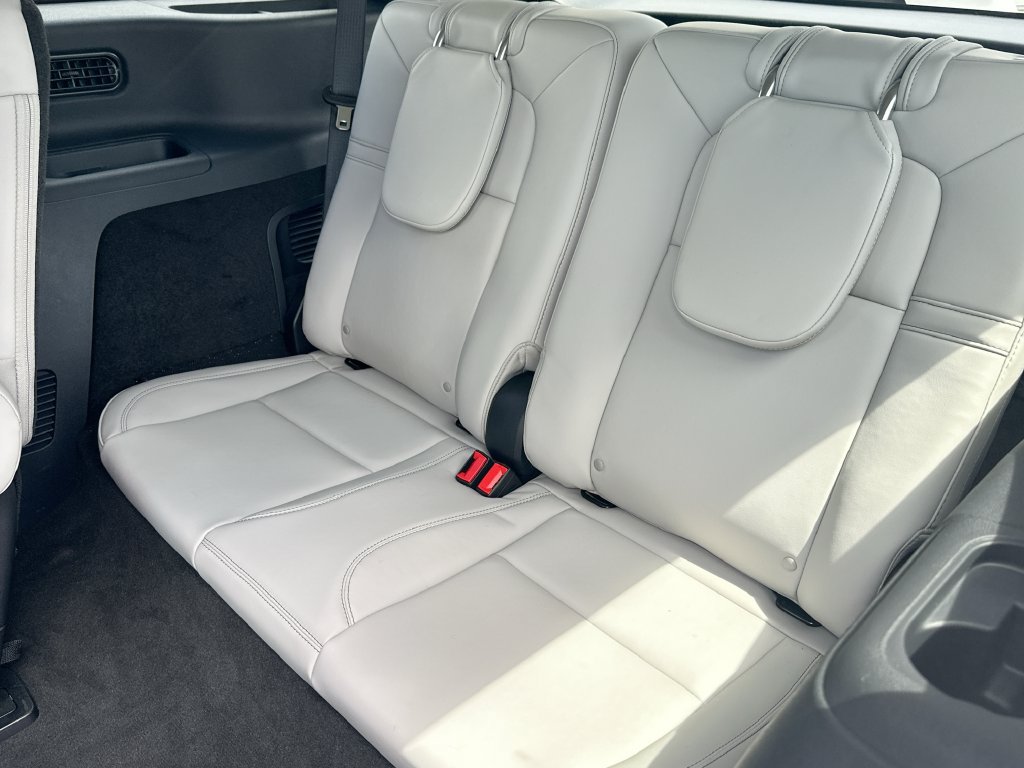 Certified 2026 Lincoln Aviator 2WD image 28