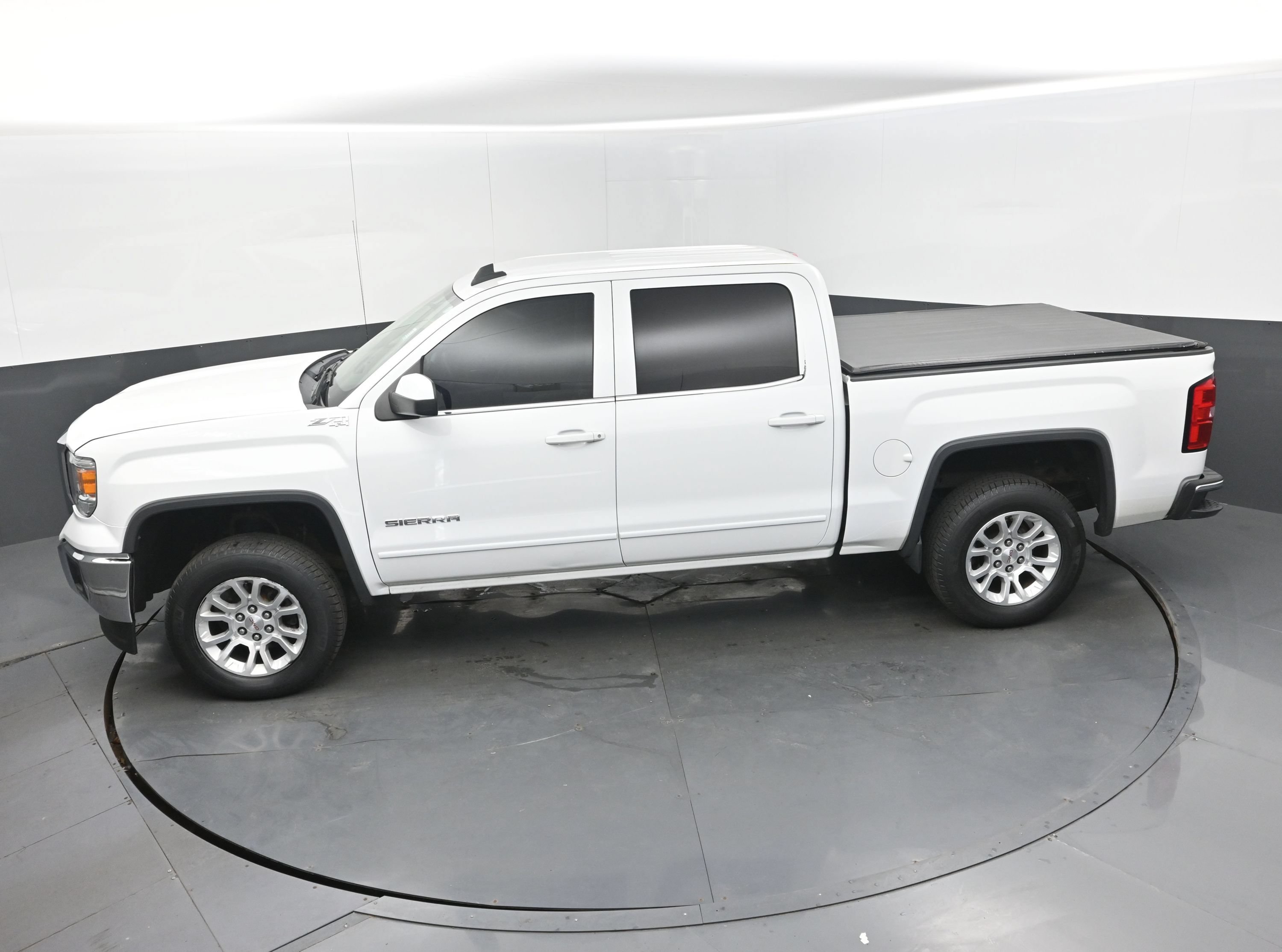 Used 2015 GMC Sierra 1500 SLE w/ SLE Value Package AWD/4WD image 33