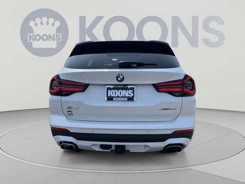 Used 2022 BMW X3 xDrive30i w/ Premium Package AWD/4WD image 5