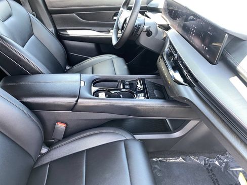 Certified 2026 Nissan Murano SV AWD/4WD image 10