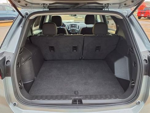 Used 2023 Chevrolet Equinox LT image 23