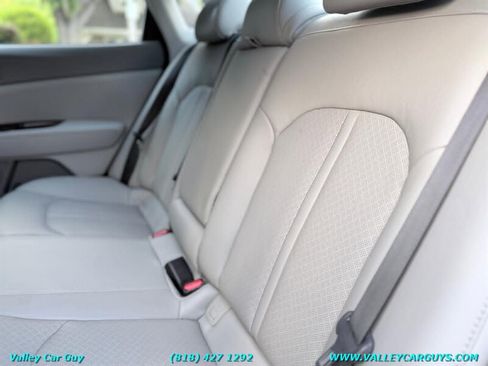 Used 2016 Kia Optima EX FWD image 20