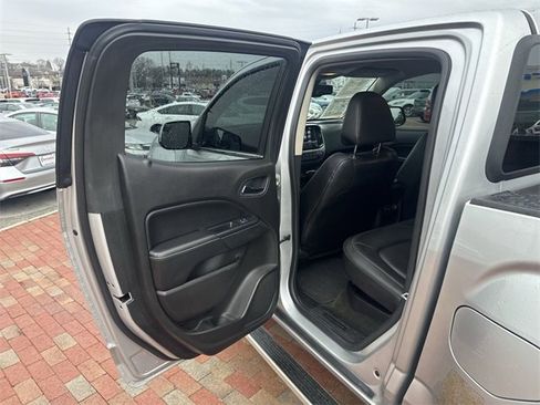 Used 2016 GMC Canyon SLT w/ Driver Alert Package image 27