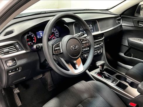 Used 2020 Kia Optima LX image 16