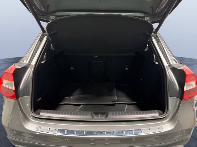 Used 2018 Mercedes-Benz GLA 250 4MATIC image 11