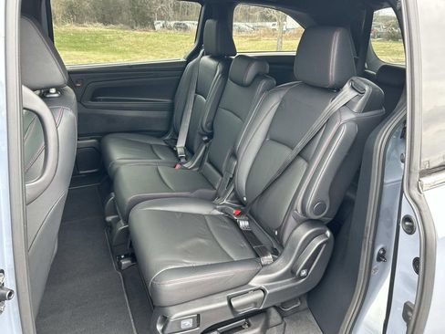 Used 2023 Honda Odyssey Sport image 20