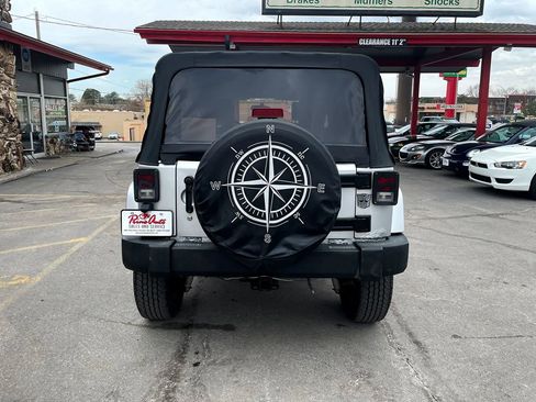 Used 2007 Jeep Wrangler Unlimited Sahara w/ Trailer Tow Group image 5