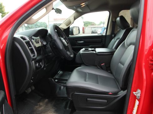 Used 2020 RAM 1500 Tradesman AWD/4WD image 8