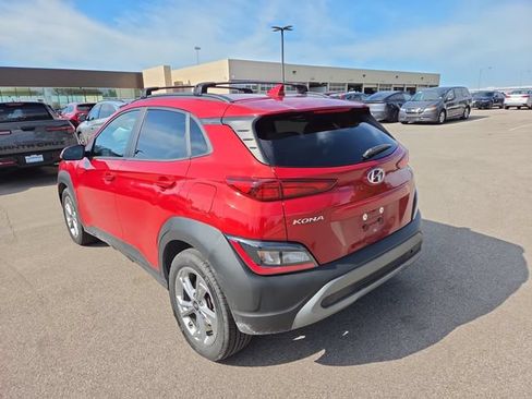 Used 2022 Hyundai Kona SEL AWD/4WD image 8