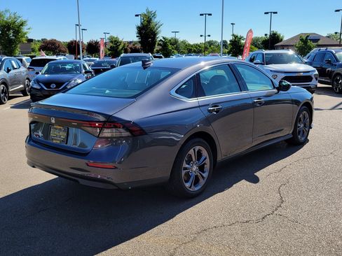 Certified 2023 Honda Accord EX image 4