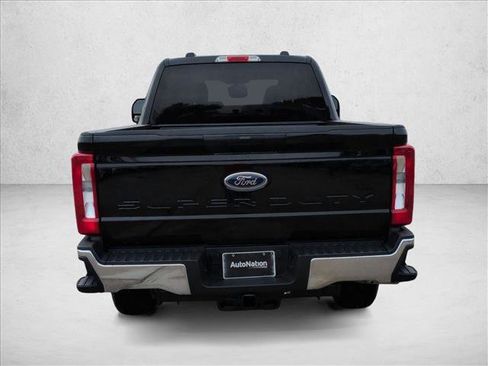 New 2026 Ford F250 XLT w/ FX4 Off-Road Package image 7