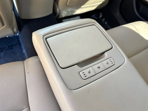 Used 2015 Hyundai Genesis 3.8 w/ Option Group 03 image 22