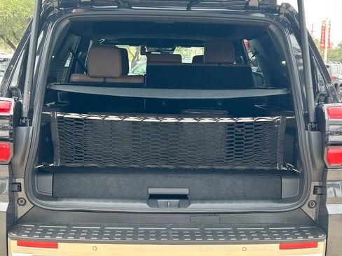 New 2026 Toyota 4Runner Limited AWD/4WD image 14