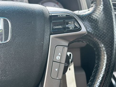 Used 2015 Honda Pilot Touring image 29