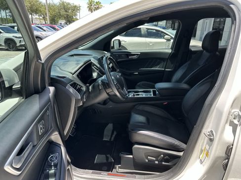 Used 2022 Ford Edge ST AWD/4WD image 2