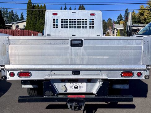 Used 2018 Ford Transit 250 138 image 3