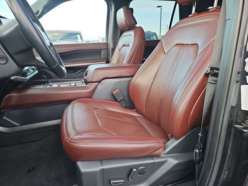 Used 2024 Ford Expedition Max Limited image 18