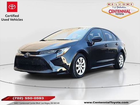 Used 2021 Toyota Corolla LE image 1