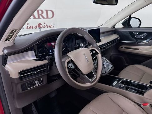 Used 2020 Lincoln Corsair FWD image 11