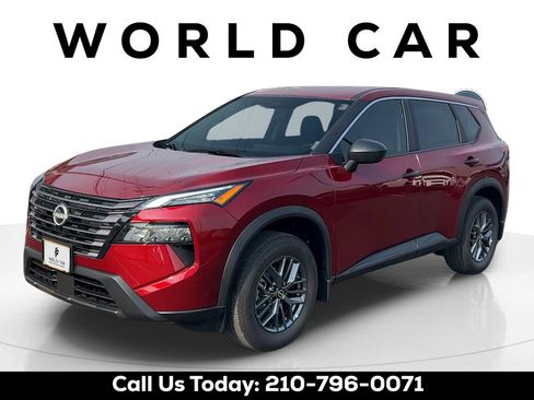 Used 2026 Nissan Rogue S FWD image 7