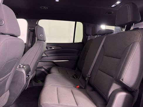 Used 2024 Chevrolet Traverse LS AWD/4WD image 7