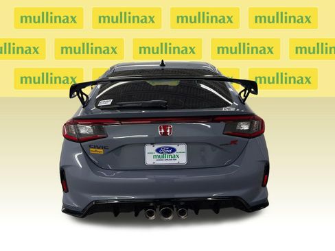 Used 2023 Honda Civic Type R image 6