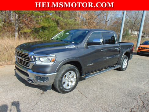 Certified 2019 RAM 1500 Laramie image 9