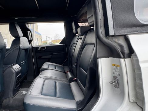 Used 2024 Ford Bronco Outer Banks image 24