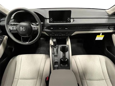 New 2025 Honda Accord SE image 15