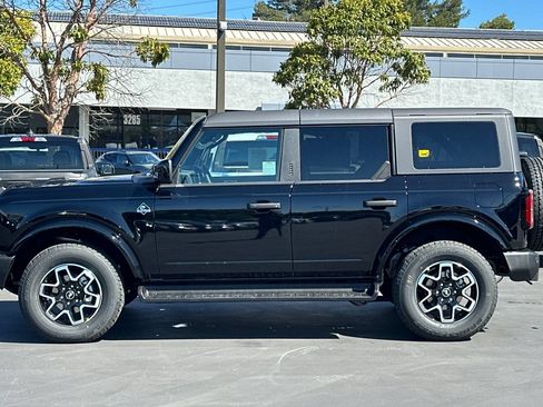 New 2026 Ford Bronco Outer Banks AWD/4WD image 7