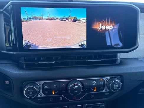 New 2026 Jeep Gladiator Sport image 20