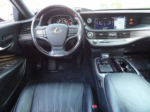 Used 2018 Lexus LS 500 image 12