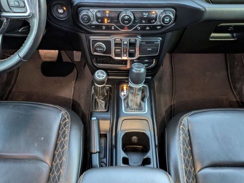 Used 2023 Jeep Wrangler Altitude image 19