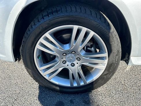 Used 2013 Mercedes-Benz GLK 350 4MATIC image 11