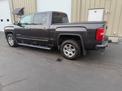 Used 2014 GMC Sierra 1500 SLT w/ Suspension Package, Off-Road image 7