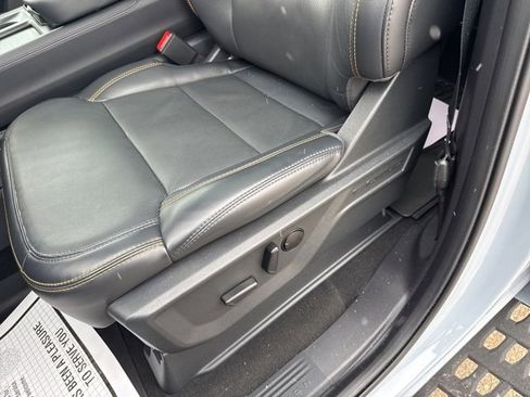 Used 2025 Ford Expedition Tremor image 24