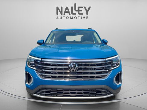 Used 2025 Volkswagen Atlas SE image 9