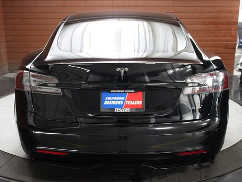 Used 2022 Tesla Model S Plaid image 37