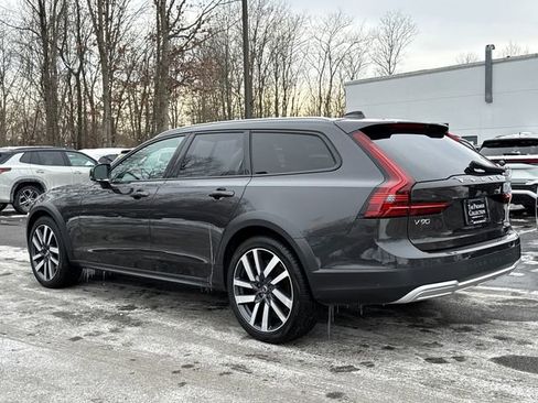 Certified 2023 Volvo V90 B6 Cross Country Plus w/ Climate Package image 6