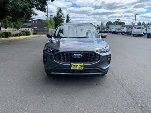 Used 2025 Ford Escape Platinum AWD/4WD image 12